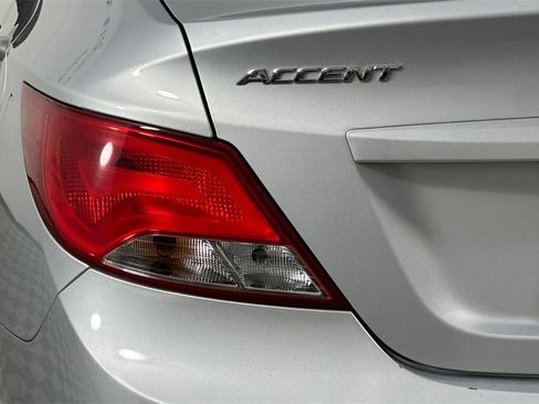 Used 2016 Hyundai Accent SE image 29