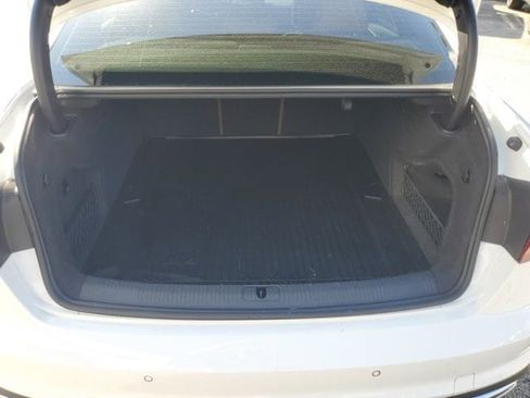 Used 2022 Audi A4 2.0T Premium w/ Convenience Package image 12