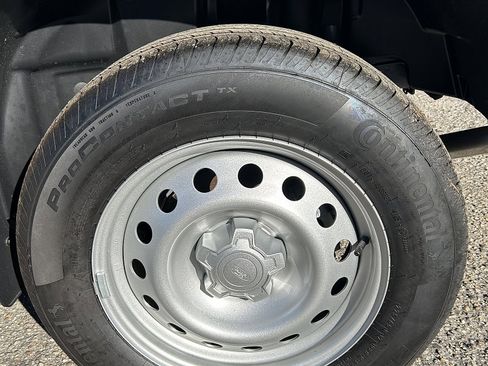 New 2025 Ford Maverick XL w/ Equipment Group 102A image 5