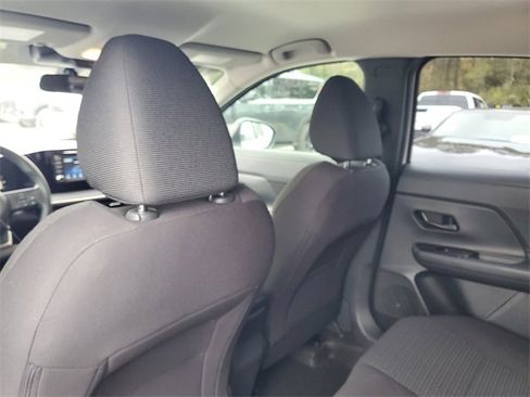 Used 2025 Nissan Kicks S image 23