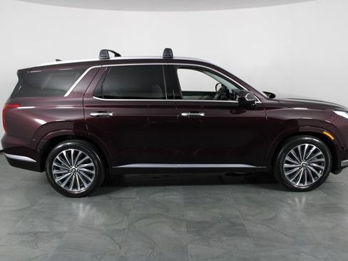 Used 2024 Hyundai Palisade Calligraphy FWD image 12
