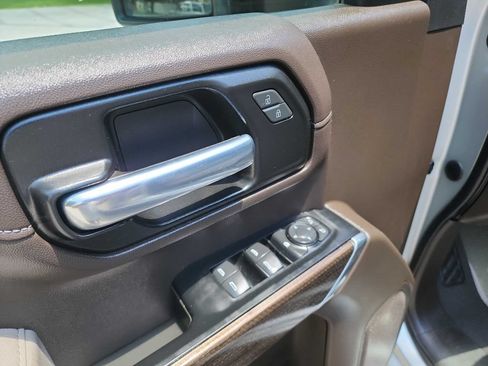 Used 2023 Chevrolet Silverado 2500 LT w/ Convenience Package AWD/4WD image 17