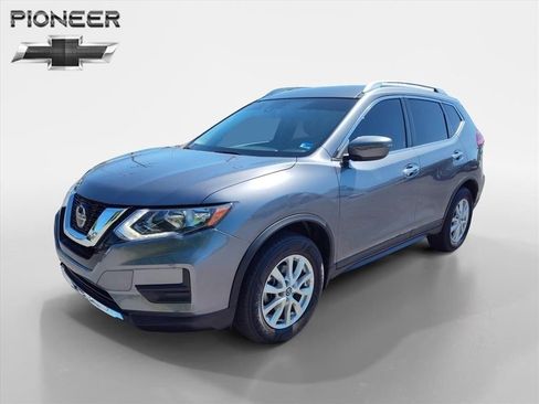 Used 2020 Nissan Rogue SV FWD image 1
