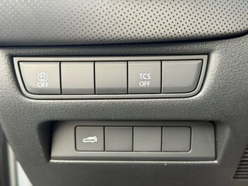 Used 2024 MAZDA CX-50 AWD 2.5 S w/ Preferred Package image 22