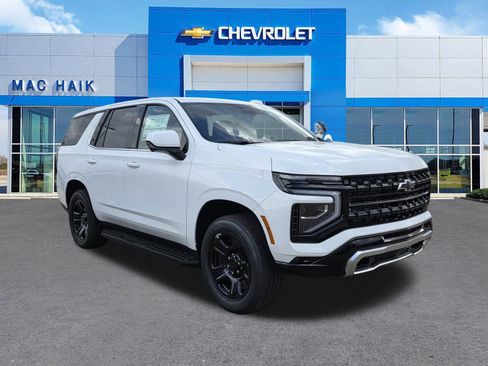 New 2026 Chevrolet Tahoe 4WD image 2