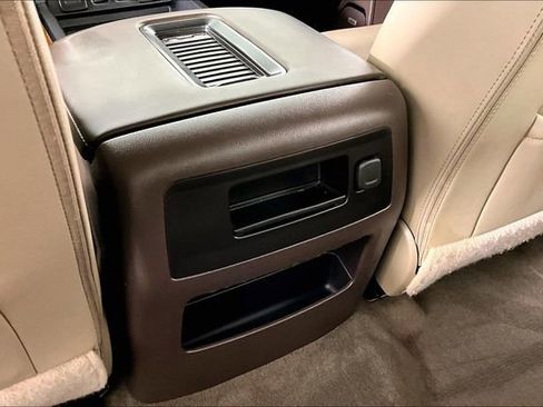 Used 2018 GMC Sierra 1500 SLT w/ SLT Premium Package AWD/4WD image 10