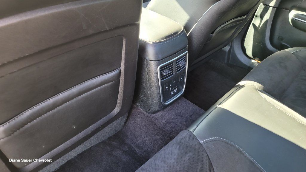 Used 2018 Dodge Charger GT AWD/4WD image 26