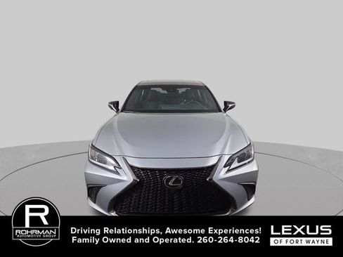 Used 2025 Lexus ES 350 F Sport FWD image 3