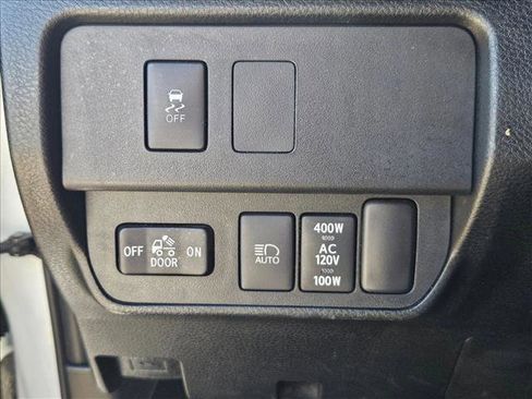 Used 2021 Toyota Tacoma TRD Off-Road w/ Technology Package image 13