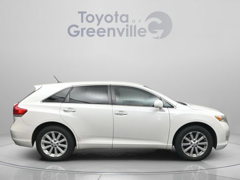 Used 2011 Toyota Venza w/ Premium Pkg #2 image 16