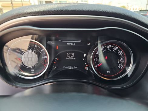 Used 2022 Dodge Challenger GT RWD image 18