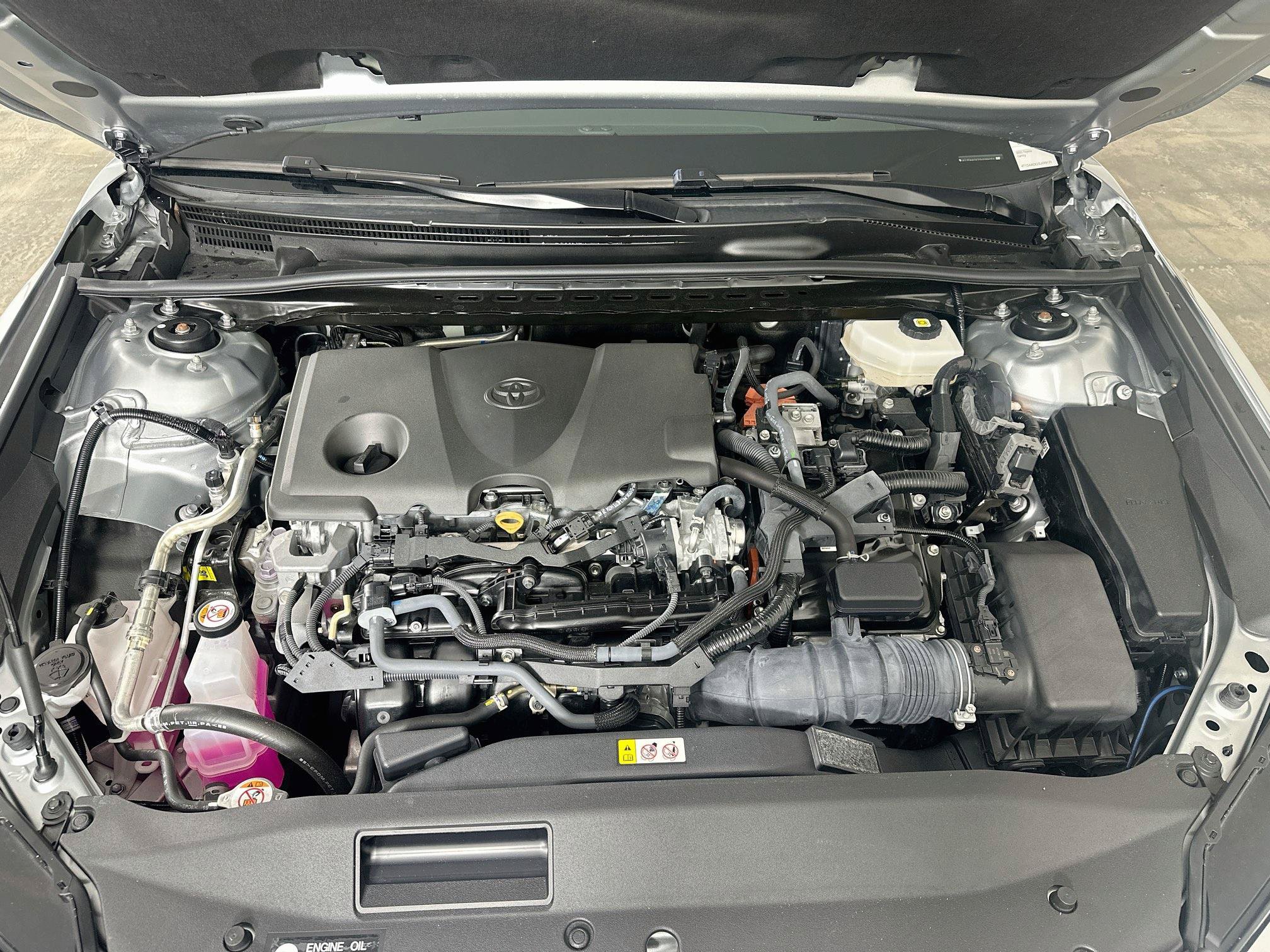 Used 2025 Toyota Camry LE FWD image 31