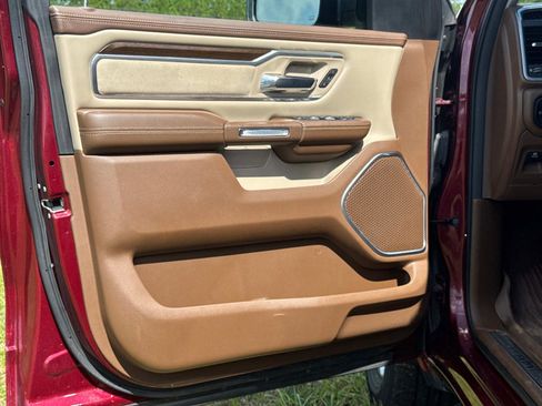 Certified 2022 RAM 1500 Laramie image 17