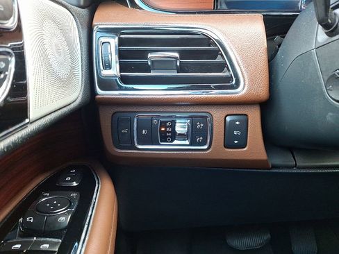 Used 2022 Lincoln Navigator L Reserve image 26