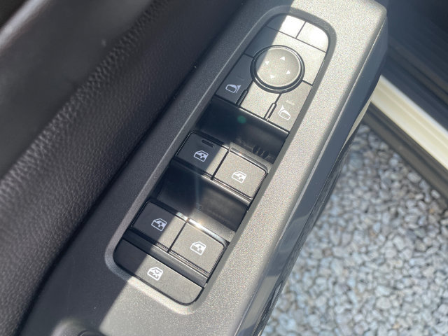 Used 2024 Nissan Pathfinder SV w/ Cargo Package AWD/4WD image 27