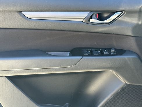 Used 2020 MAZDA CX-5 Sport image 12