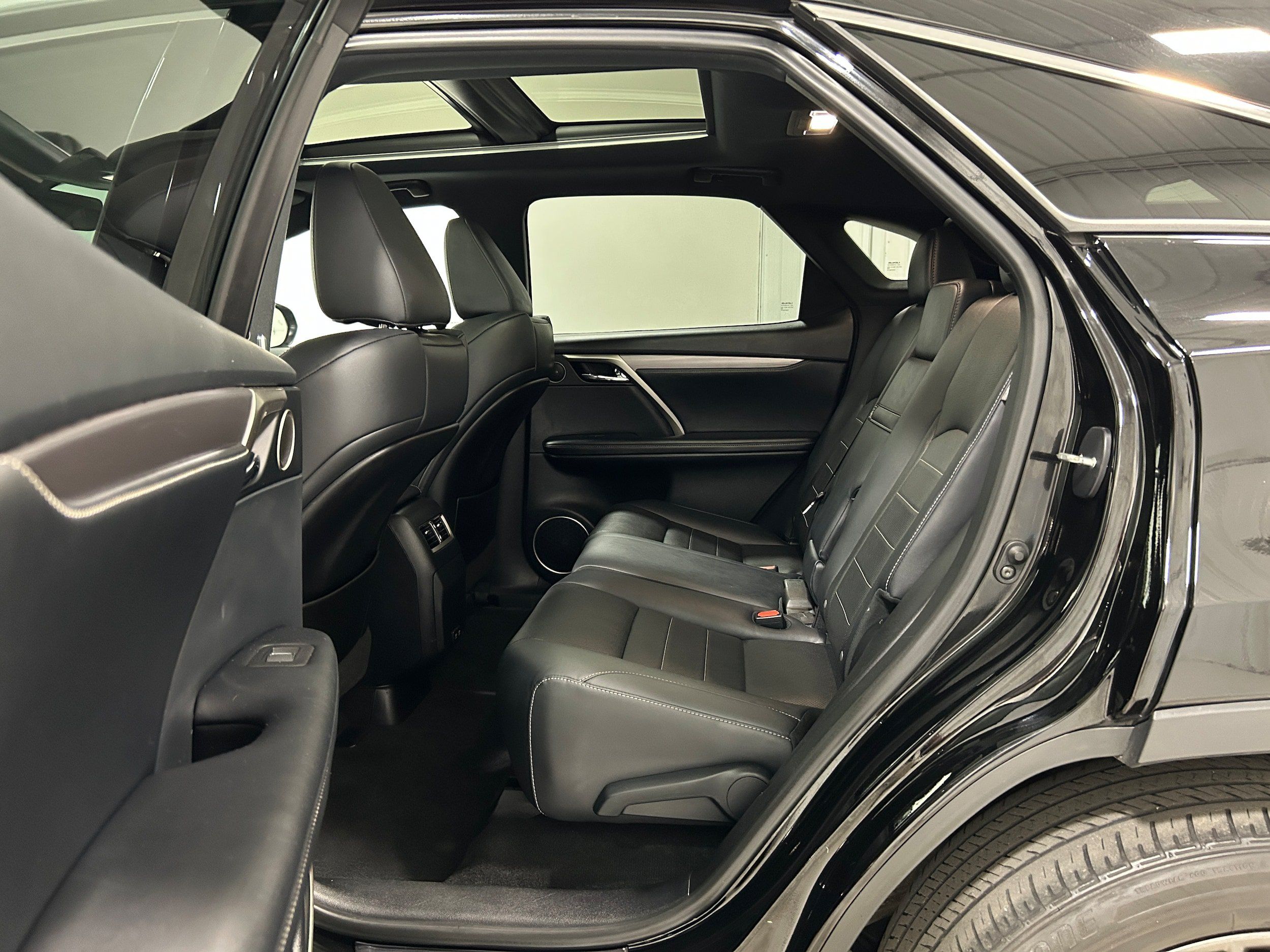 Used 2021 Lexus RX 350 F Sport w/ Cold Area Package (CT) AWD/4WD image 29