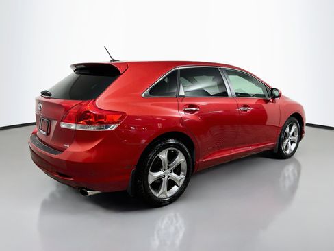 Used 2010 Toyota Venza AWD image 4