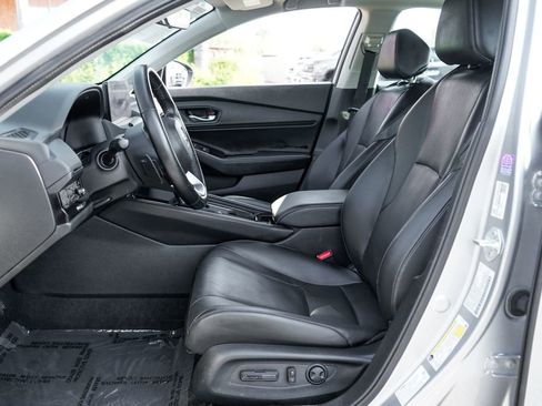 Used 2024 Honda Accord Touring image 18