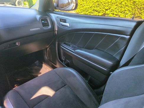 Used 2021 Dodge Charger R/T w/ Plus Group image 17