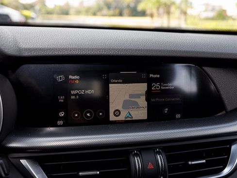 New 2025 Alfa Romeo Stelvio Sprint w/ Convenience Package image 16