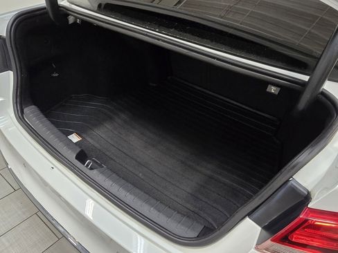 Used 2020 Kia Optima LX image 16