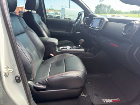 Used 2021 Toyota Tacoma TRD Pro AWD/4WD image 22