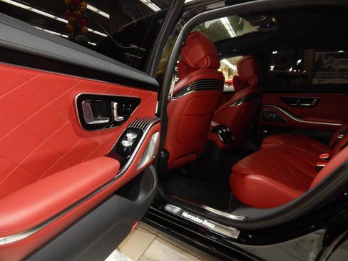 Used 2022 Mercedes-Benz S 580 4MATIC Sedan image 34