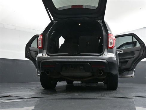 Used 2013 Ford Explorer Limited image 32