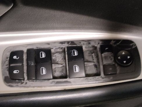 Used 2019 Dodge Journey SE FWD image 27