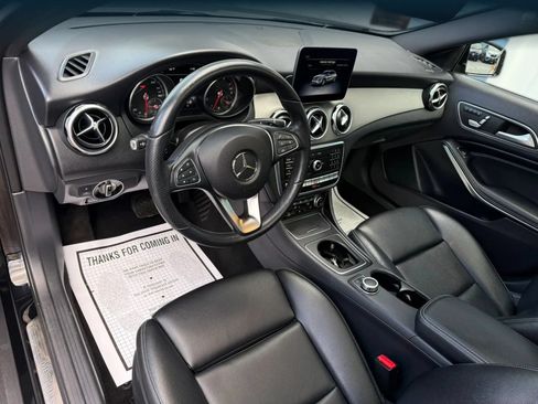 Used 2020 Mercedes-Benz GLA 250 4MATIC image 8