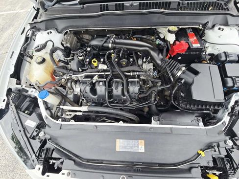Used 2019 Ford Fusion Titanium AWD/4WD image 18