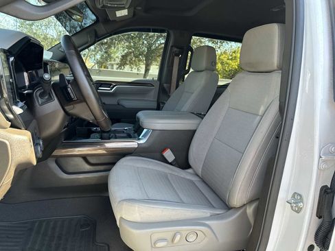 Certified 2025 Chevrolet Silverado 1500 RST image 15