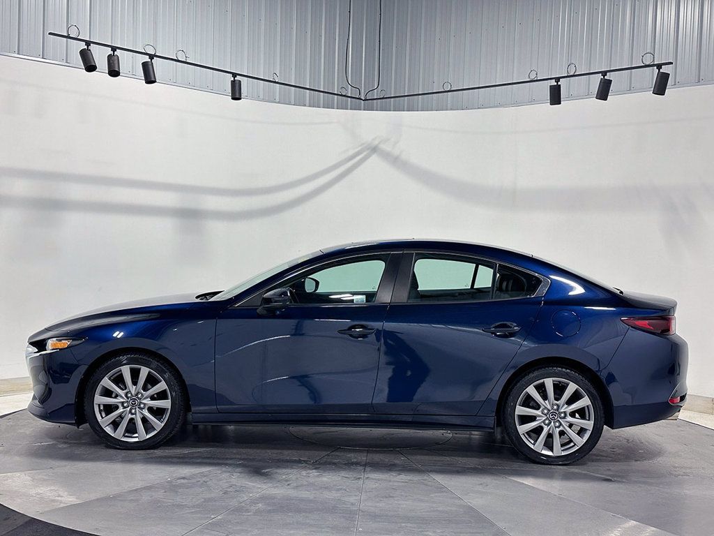 Used 2022 MAZDA MAZDA3 s FWD image 14