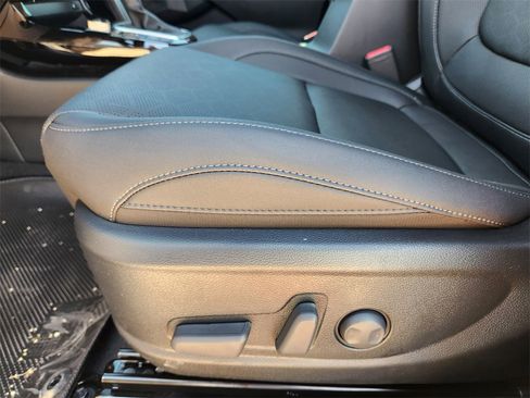 New 2026 Kia Seltos SX w/ SX Sunroof Package image 19