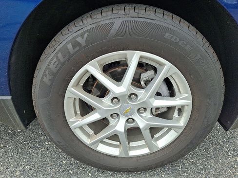 Used 2022 Chevrolet Equinox LT FWD image 9