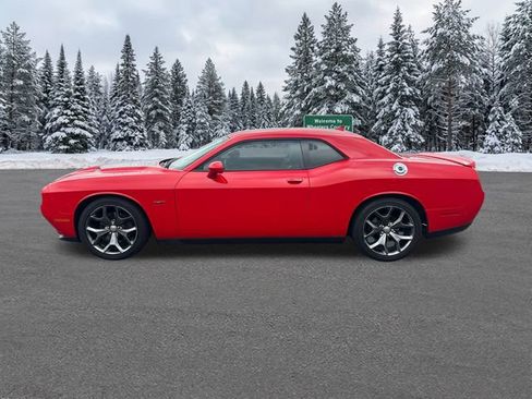 Used 2015 Dodge Challenger R/T Plus image 2