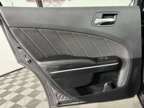 Used 2018 Dodge Charger GT AWD/4WD image 40
