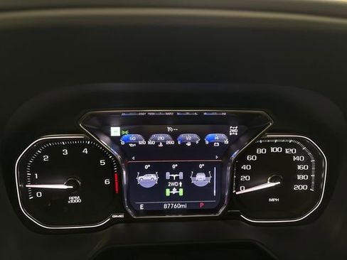 Used 2021 GMC Yukon XL SLT image 36