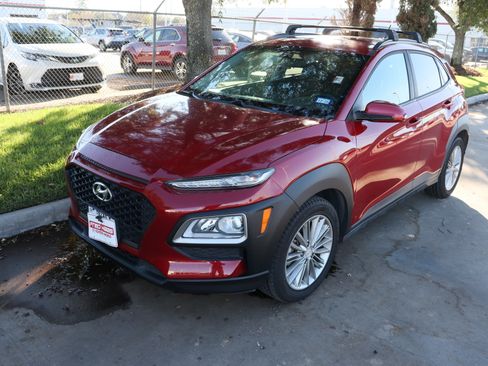 Used 2018 Hyundai Kona SEL image 6