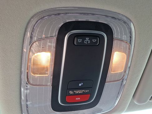 Used 2024 Hyundai Kona SEL FWD image 32