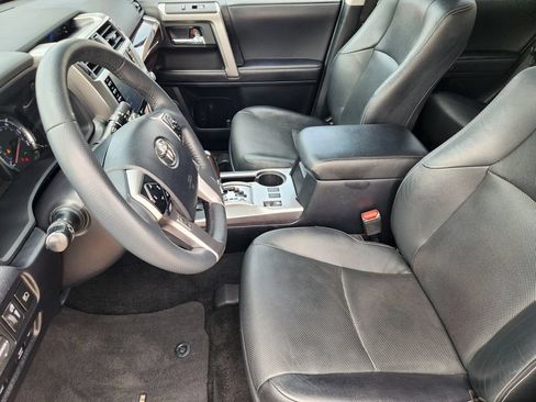 Used 2022 Toyota 4Runner Limited RWD image 13