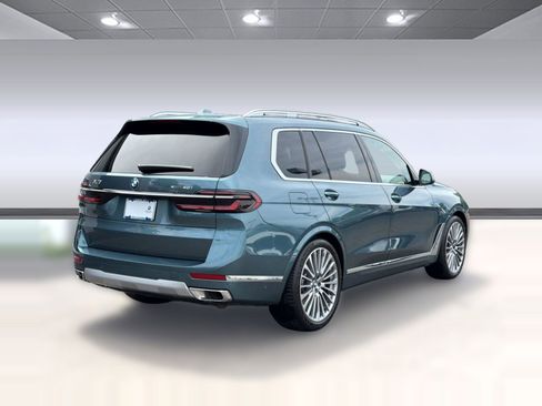 Used 2026 BMW X7 xDrive40i AWD/4WD image 9