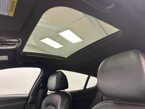 Used 2019 Kia Stinger GTS image 43