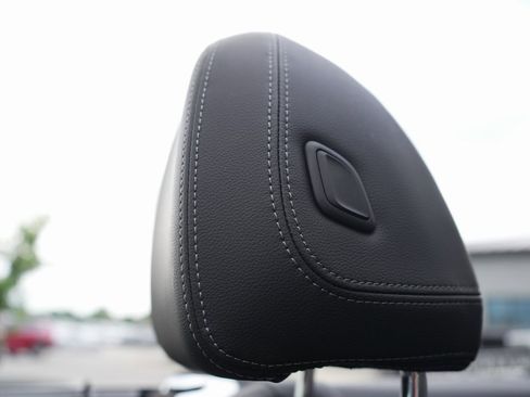 Used 2024 BMW 430i Convertible w/ Convenience Package image 20