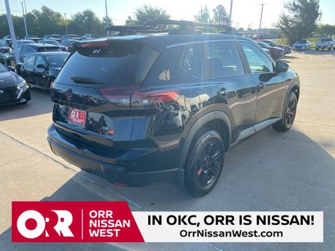 Used 2025 Nissan Rogue Rock Creek w/ Rock Creek Premium Package image 5