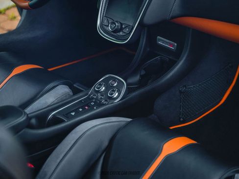 Used 2017 McLaren 570S Coupe RWD image 25