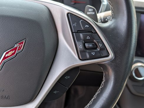 Used 2017 Chevrolet Corvette Stingray Coupe w/ 1LT RWD image 28