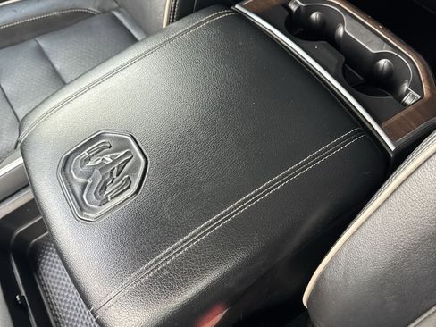 Used 2021 RAM 1500 Laramie image 26