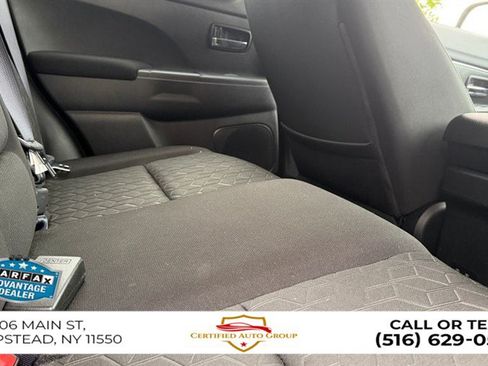 Used 2024 Mitsubishi Outlander Sport LE AWD/4WD image 24